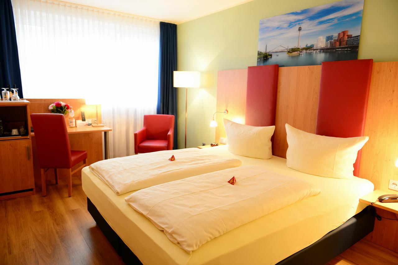 Hotel National Duesseldorf Extérieur photo